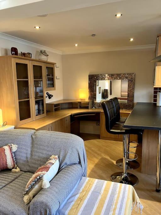 Bright Central Large Cosy Flat St Andrews Ngoại thất bức ảnh